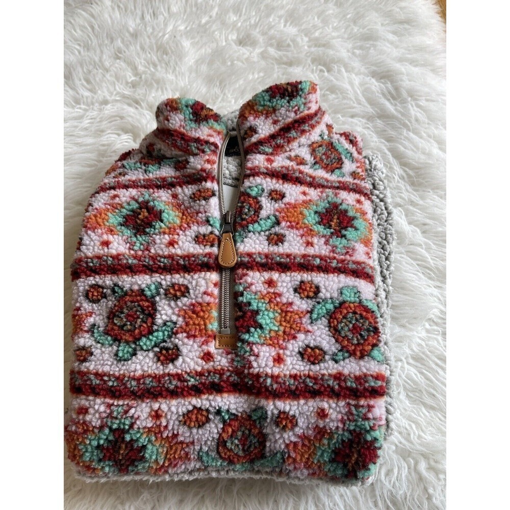 Simply Southern Size Medium Gray Turtle Sherpa Pullover - Picture 3 of 10